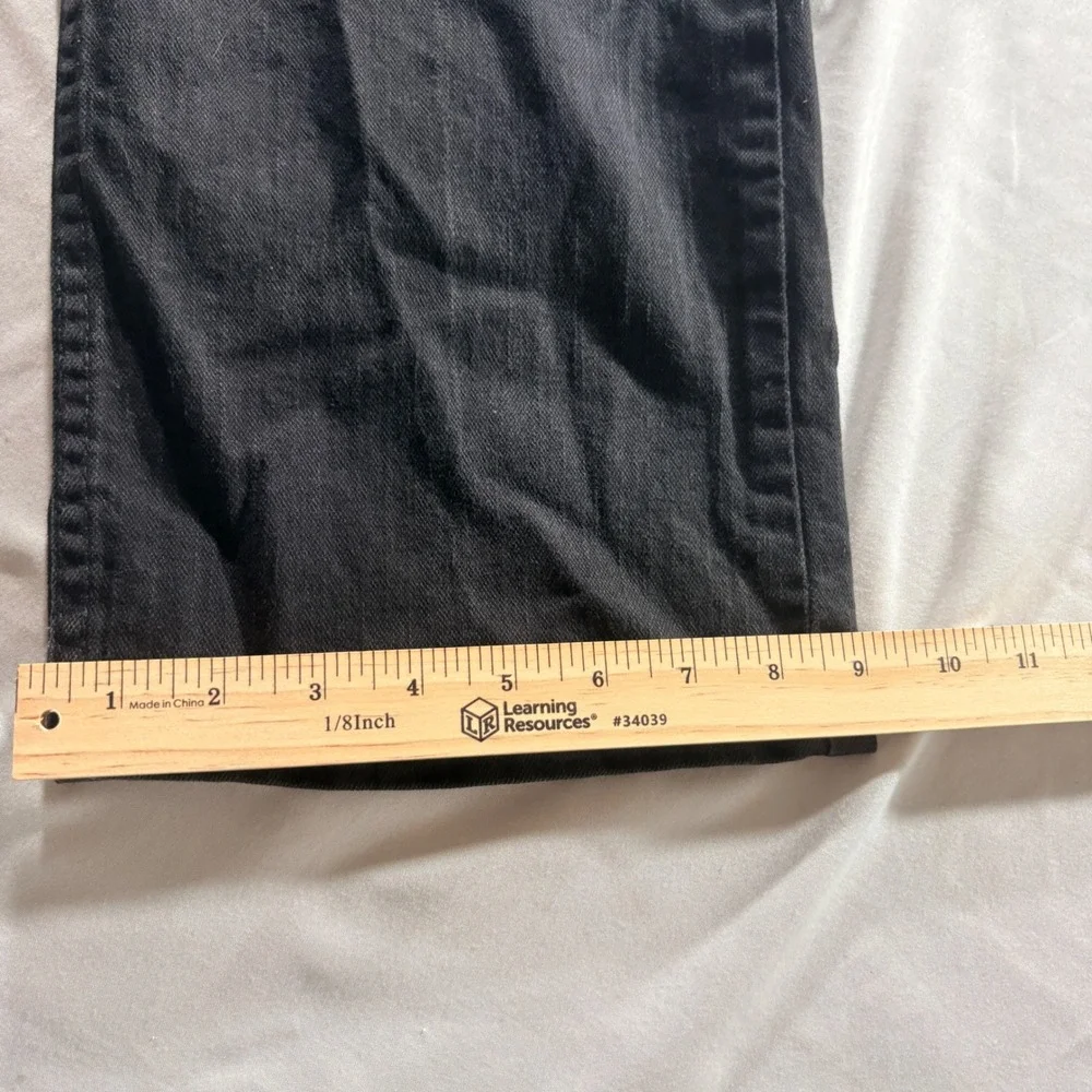 Levis levi 569